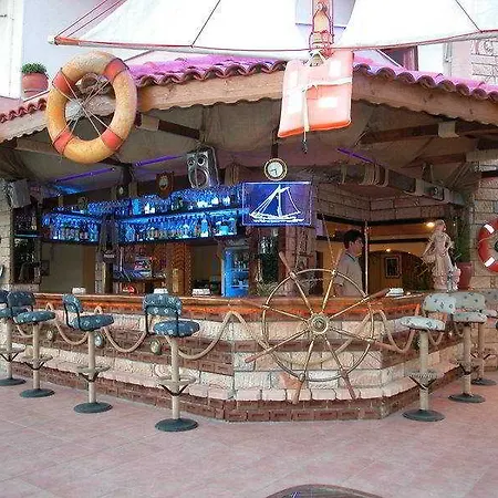 Hotel Adonis 2*